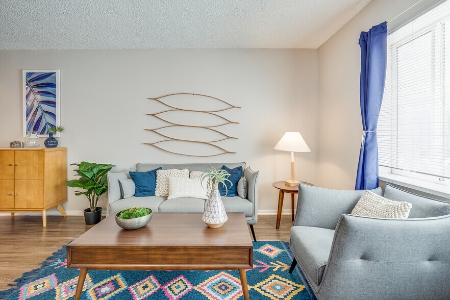 More Photos Of 175 W Belleview Ave, Englewood Apartments For Sale