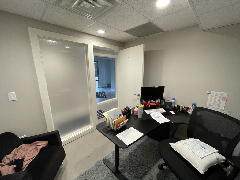 More Photos Of 455 E 200 S, Salt Lake City Office For Sale