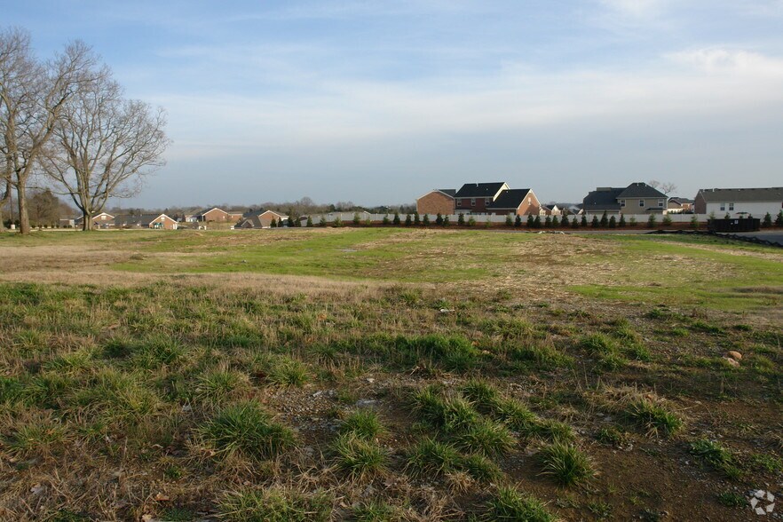 Primary Photo Of 711 E Main St, Hendersonville Land For Lease