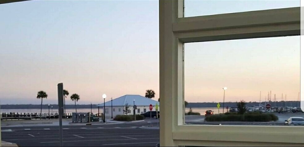 More Photos Of 203 Laurel St, Palatka Office For Sale