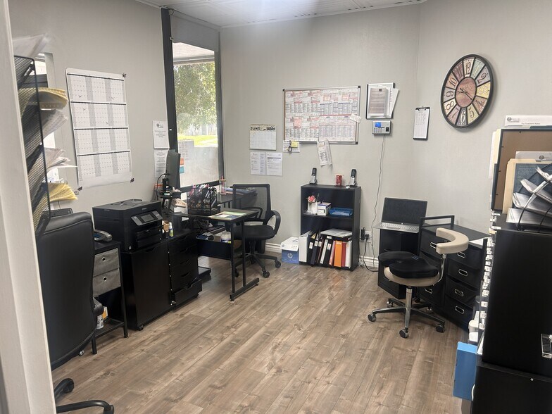 More Photos Of 1830 Commercenter East, San Bernardino Medical For Lease