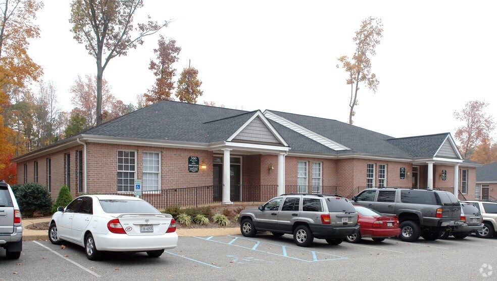 Primary Photo Of 360-362 McLaws Cir, Williamsburg Office For Sale