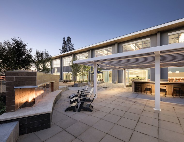 More Photos Of 3400 Central Expy, Santa Clara Research And Development For Lease