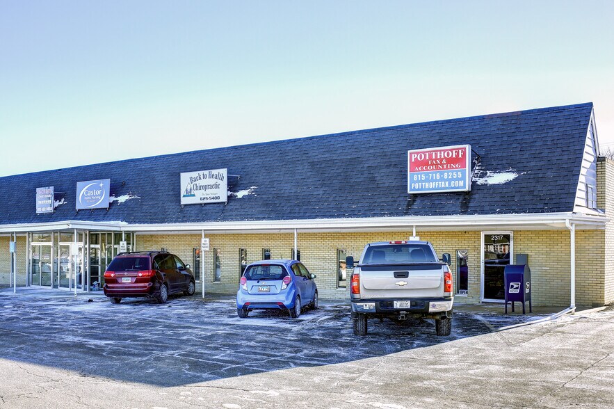 More Photos Of 2317-2323 E Lincolnway, Sterling Medical For Lease