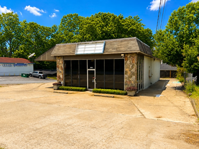 Primary Photo Of 2503 Manchester Expy, Columbus Freestanding For Lease