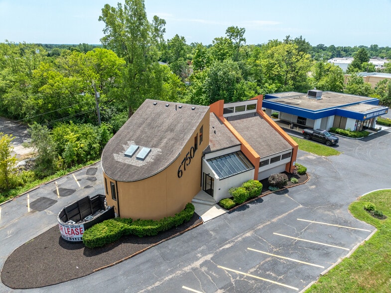 More Photos Of 6750 Brandt Pike, Huber Heights Medical For Lease