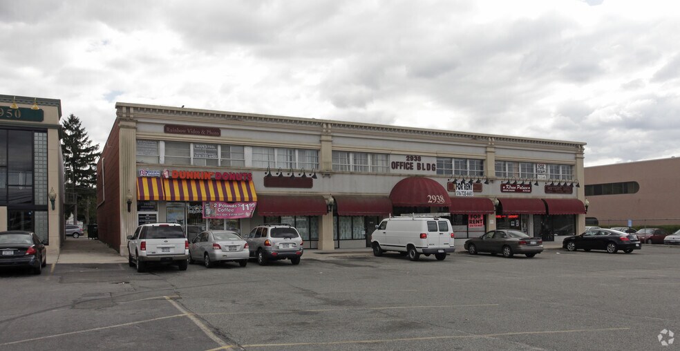 More Photos Of 2938 Hempstead Tpke, Levittown Office For Sale
