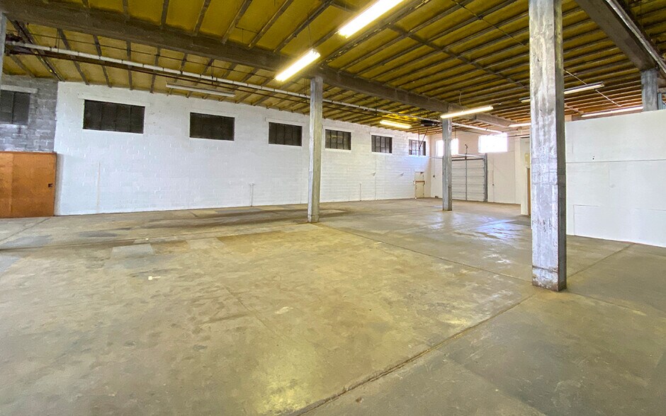 More Photos Of 3309 N 6th St, Harrisburg Warehouse For Sale