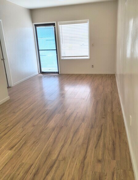 More Photos Of 3520 Oakdale Rd, Modesto Office Residential For Lease