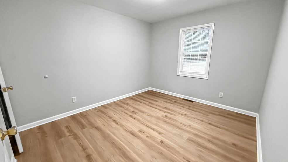 More Photos Of 156 Dudley Ln, Owens Cross Roads Apartments For Sale