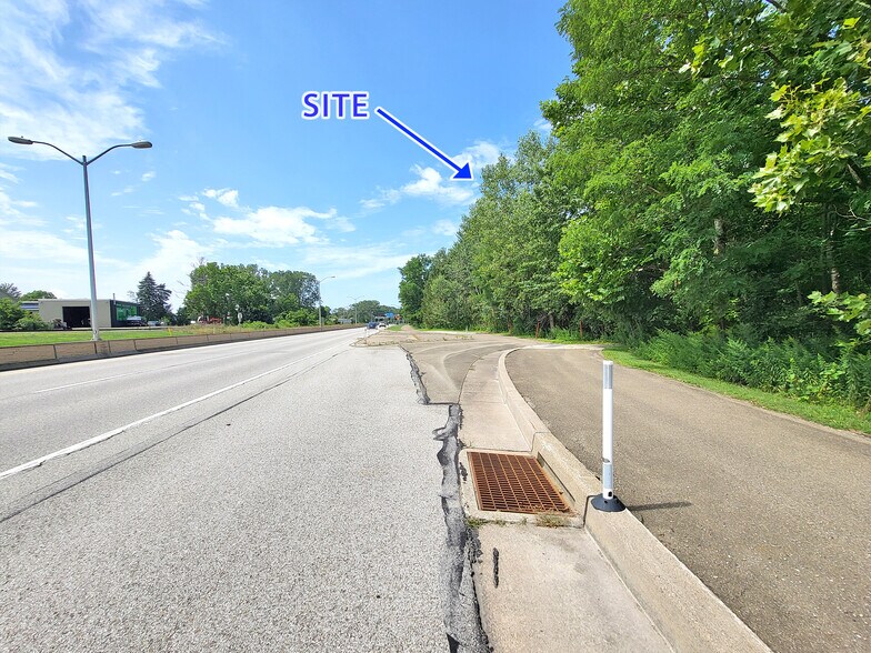 More Photos Of Bayfront Connector At McClelland Avenue, Erie Land For Sale