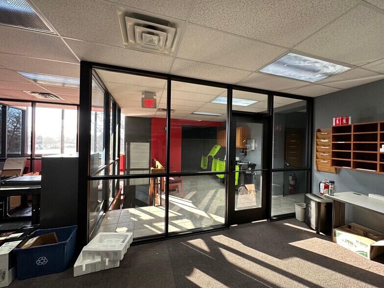 More Photos Of 11355 Stephens Rd, Warren Office For Lease