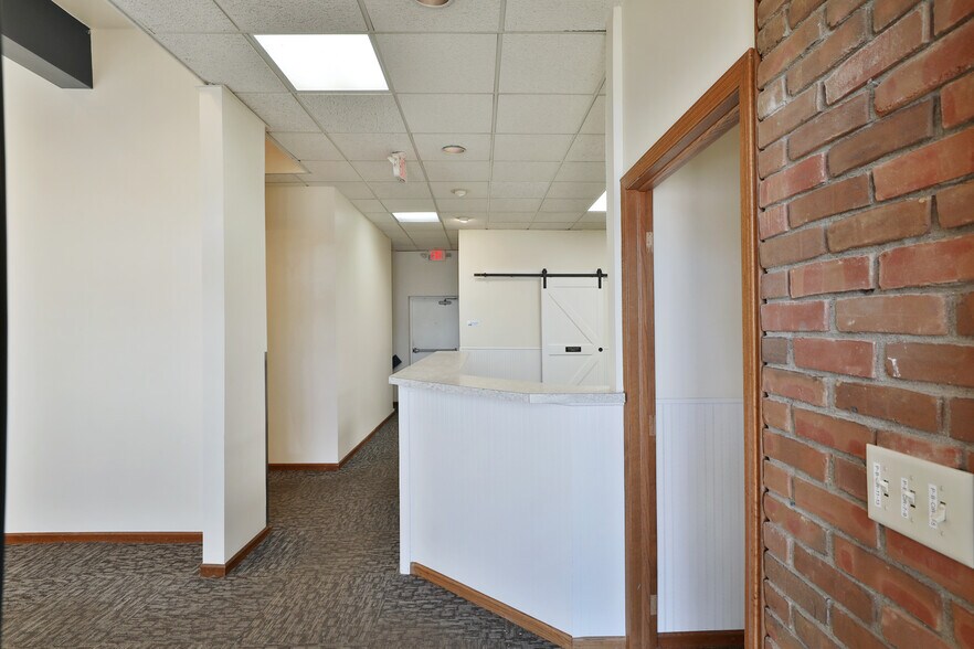 More Photos Of 1600 Sheridan Dr, Lancaster Medical For Sale