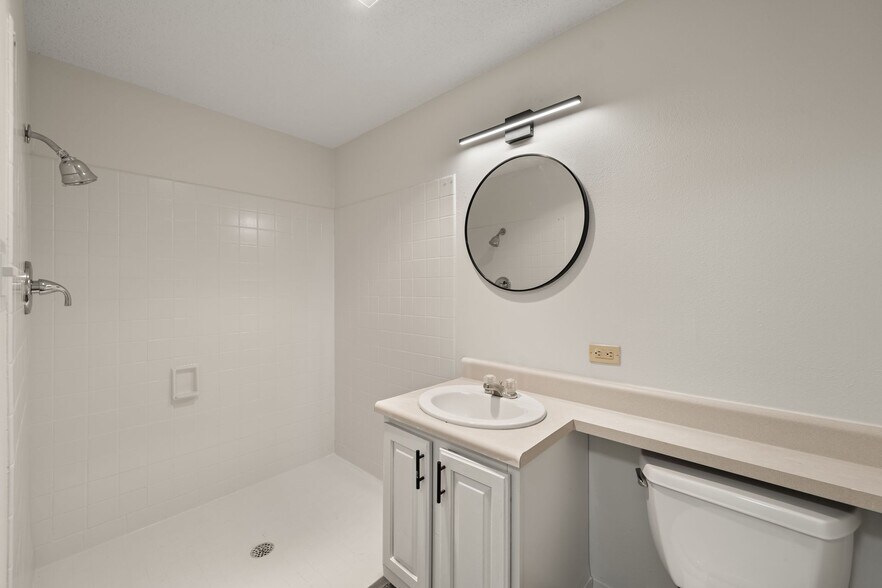 More Photos Of 1104 8th St, Boone Apartments For Sale