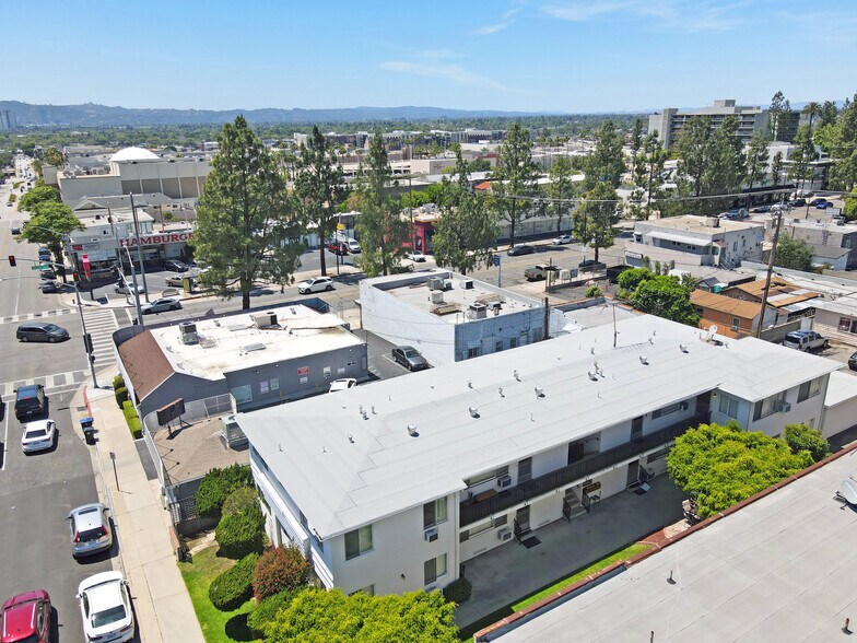 More Photos Of 425 E Magnolia Blvd, Burbank Apartments For Sale