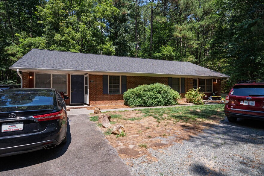 More Photos Of 547 Cedar Lake Rd, Chapel Hill Multifamily For Sale