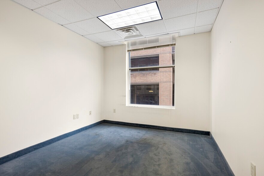 More Photos Of 50 Beaver St, Albany Office For Lease