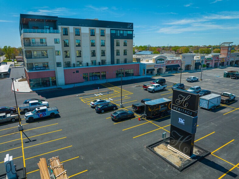 More Photos Of 1300-1354 E Battlefield St, Springfield General Retail For Lease