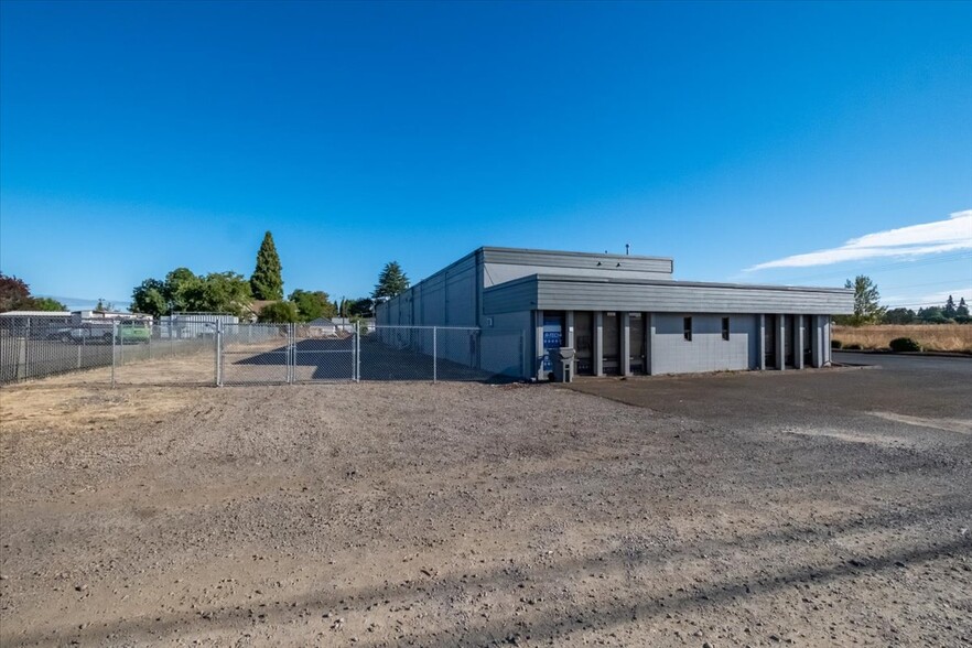 More Photos Of 2300 Ferry St SW, Albany Research And Development For Lease