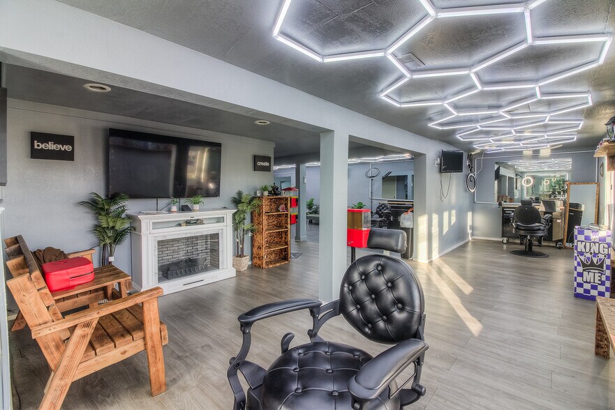 More Photos Of 4813 Tieton Dr, Yakima Storefront Retail Office For Sale