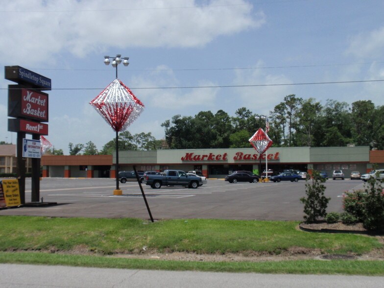 More Photos Of 2255 N 11th St, Beaumont Unknown For Lease