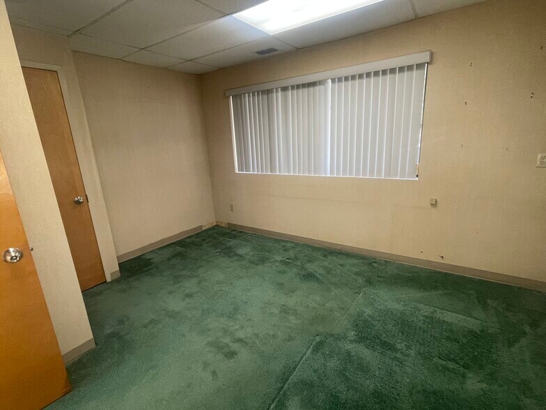 More Photos Of 1150 Portion Rd, Holtsville Medical For Lease