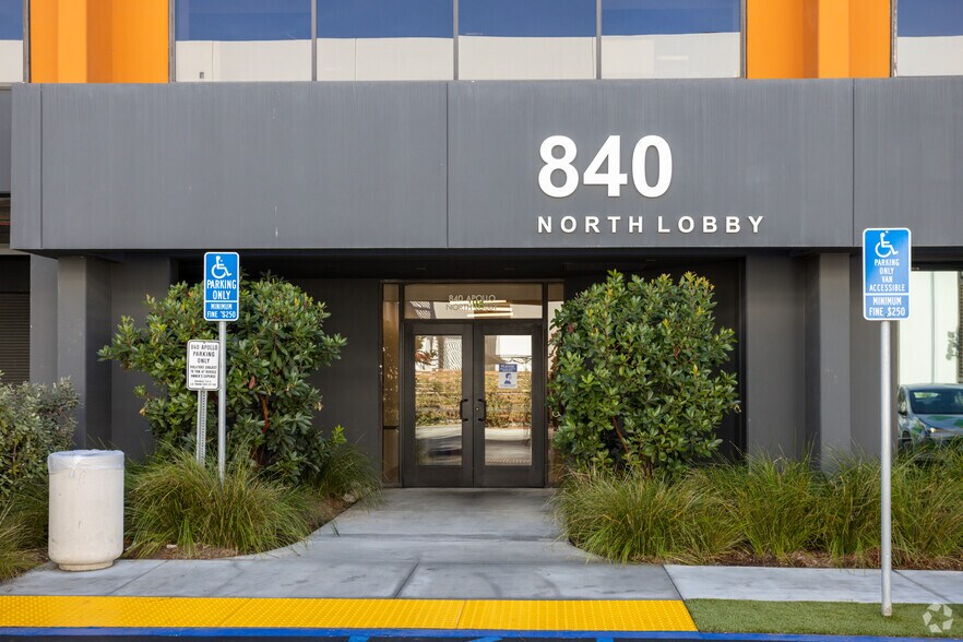 More Photos Of 840 Apollo St, El Segundo Loft Creative Space For Lease