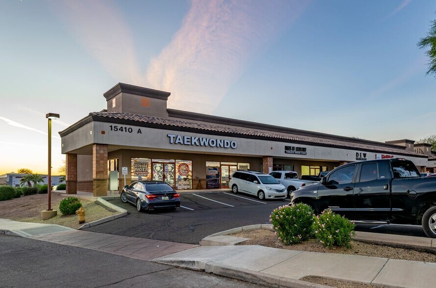More Photos Of 15410 S Mountain Pky, Phoenix Storefront For Lease