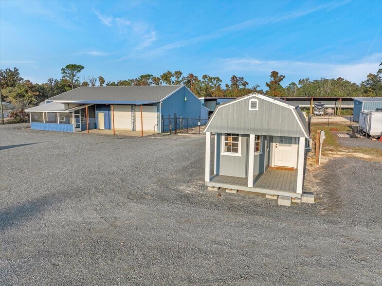 More Photos Of 16960 Beach Rd, Perry Specialty For Sale