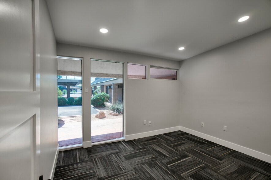 More Photos Of 1502 W Osborn Rd, Phoenix Office For Sale