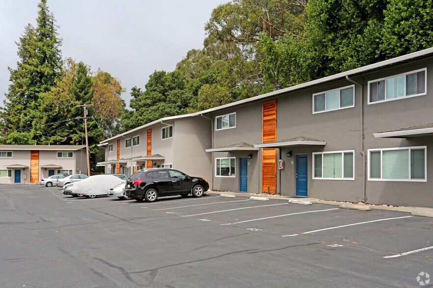 More Photos Of 2275 Grove Way, Castro Valley Apartments For Sale