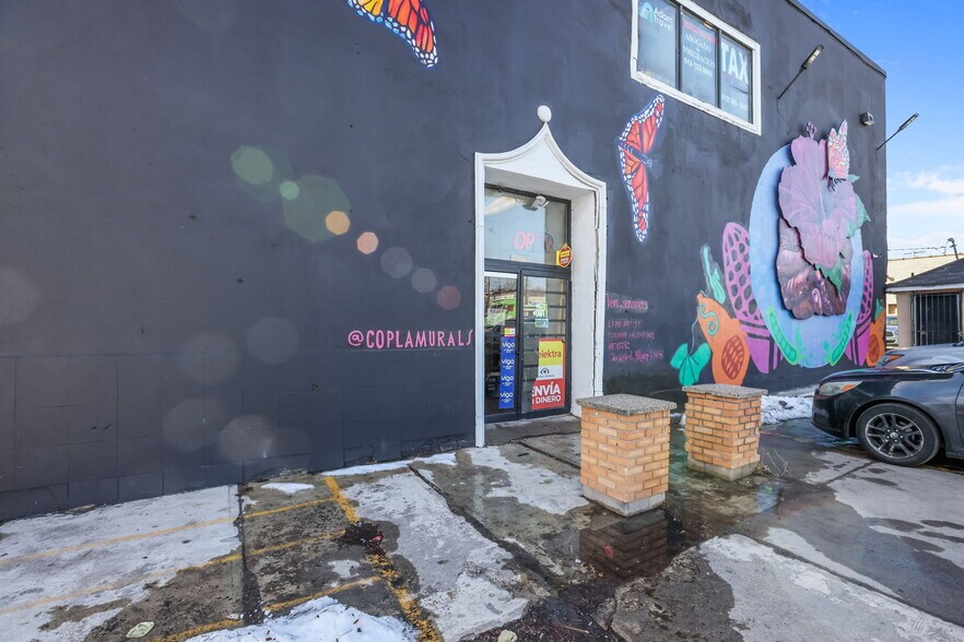 More Photos Of , Minneapolis General Retail For Sale