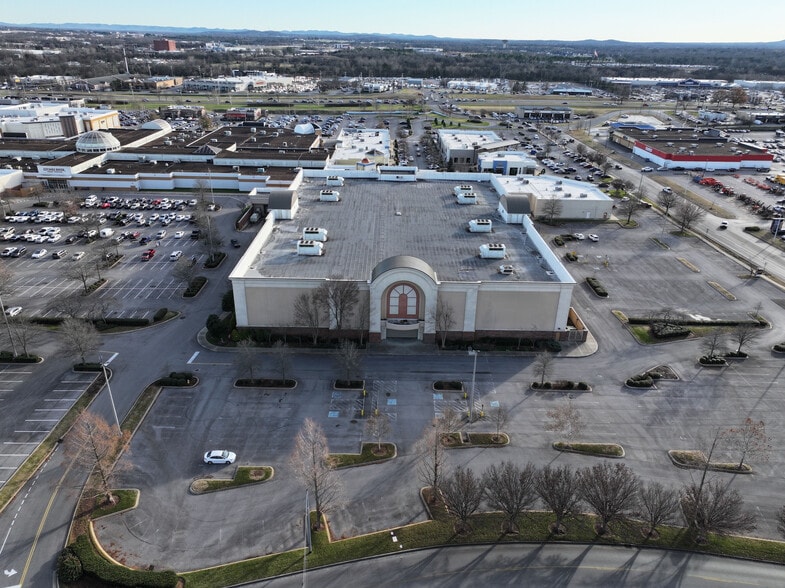 Primary Photo Of 1720 Old Fort Pky, Murfreesboro Freestanding For Sale