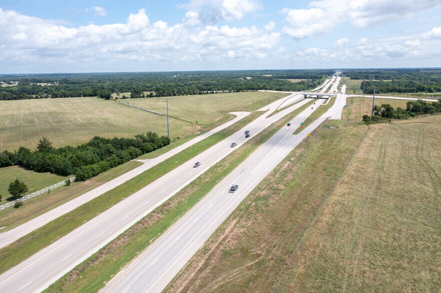 More Photos Of 4877 Sam Rayburn Hwy, Anna Office For Lease