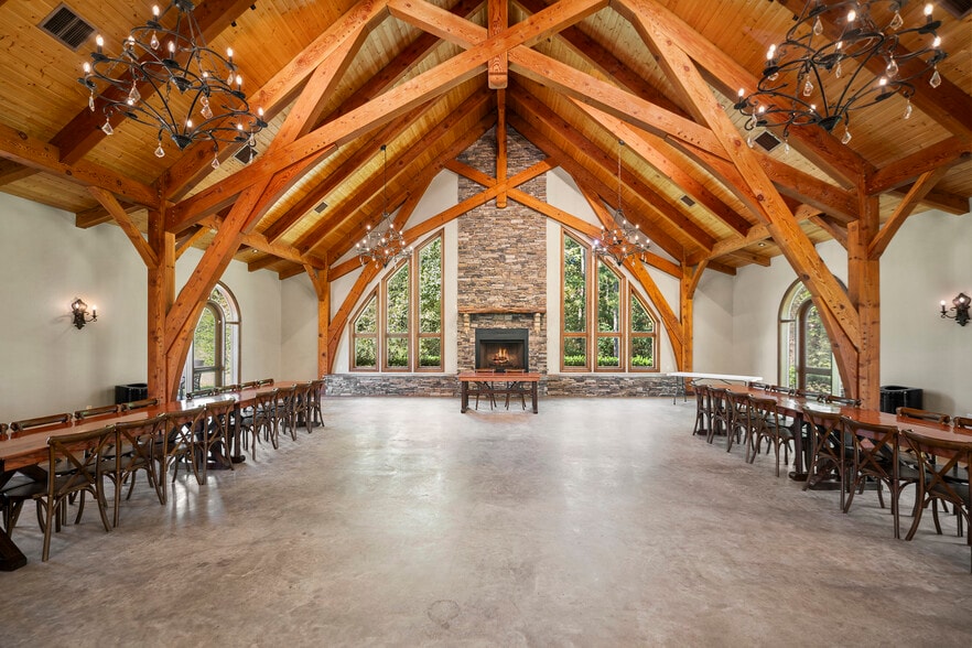 More Photos Of 30663 Moore Rd, Magnolia Freestanding For Sale