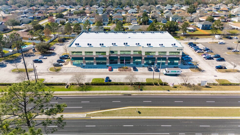 Primary Photo Of 430 College Dr, Middleburg Medical For Sale