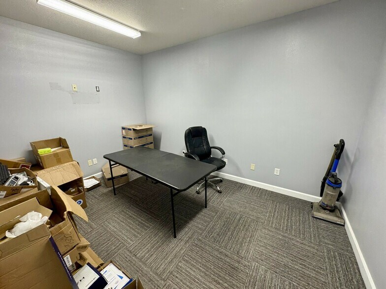 More Photos Of 3948 Garcon Point Rd, Milton General Retail For Lease