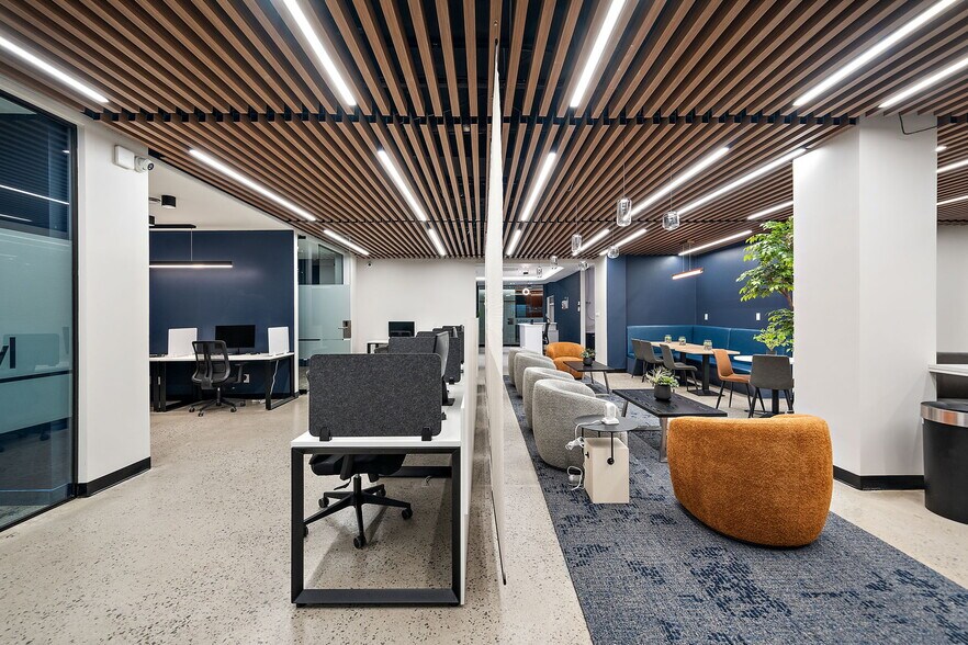 More Photos Of 9900 Boul Cavendish, Montréal Coworking Space