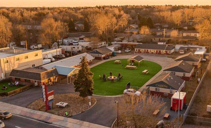 More Photos Of 1524 Main St, Longmont Hotel For Sale