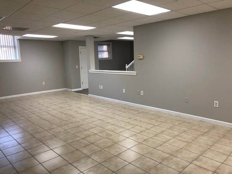 More Photos Of 1 Cardinal Dr, Little Falls Office For Lease