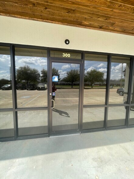 More Photos Of 4859 Shed Rd, Bossier City Storefront Retail Office For Lease