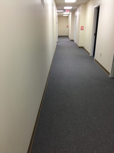 More Photos Of 5161 Brook Hollow Pky, Norcross Unknown For Lease