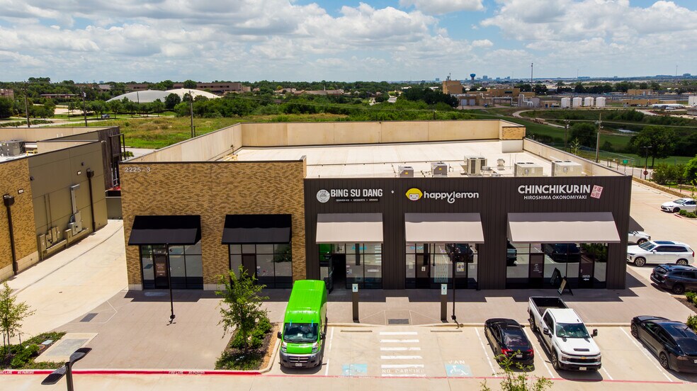 More Photos Of 2225 Old Denton Rd, Carrollton Unknown For Lease
