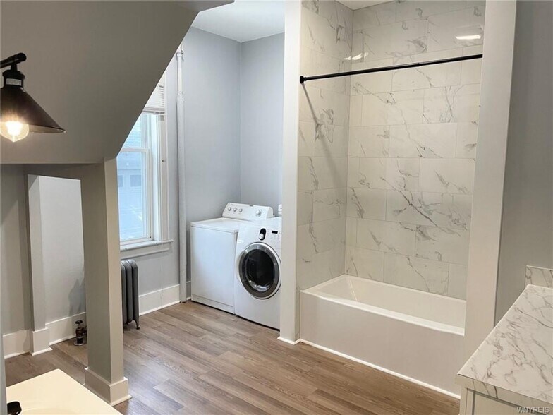 More Photos Of 49 William St, Tonawanda Apartments For Sale