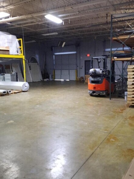 More Photos Of 5945 Peachtree Cors E, Peachtree Corners Flex For Sale