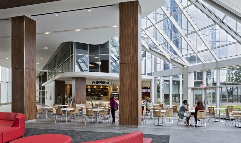 More Photos Of 100 Consilium Pl, Toronto Office For Lease