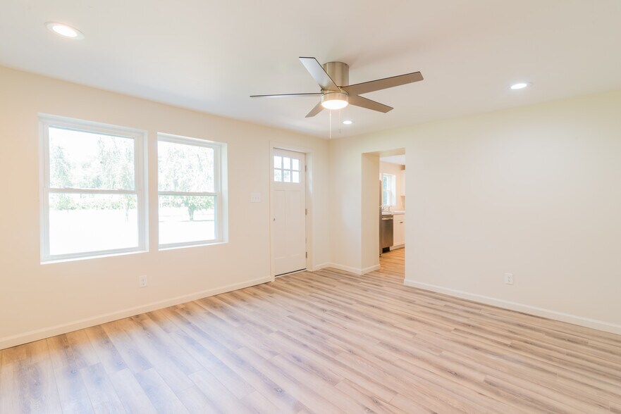 More Photos Of 506 E Marion St, Shelby Apartments For Sale