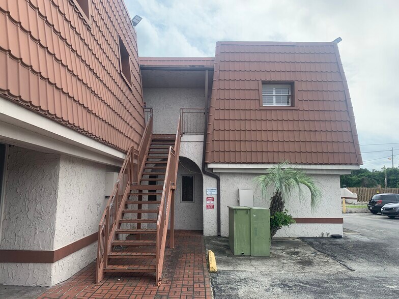 More Photos Of 255 Fortenberry Rd, Merritt Island Medical For Sale