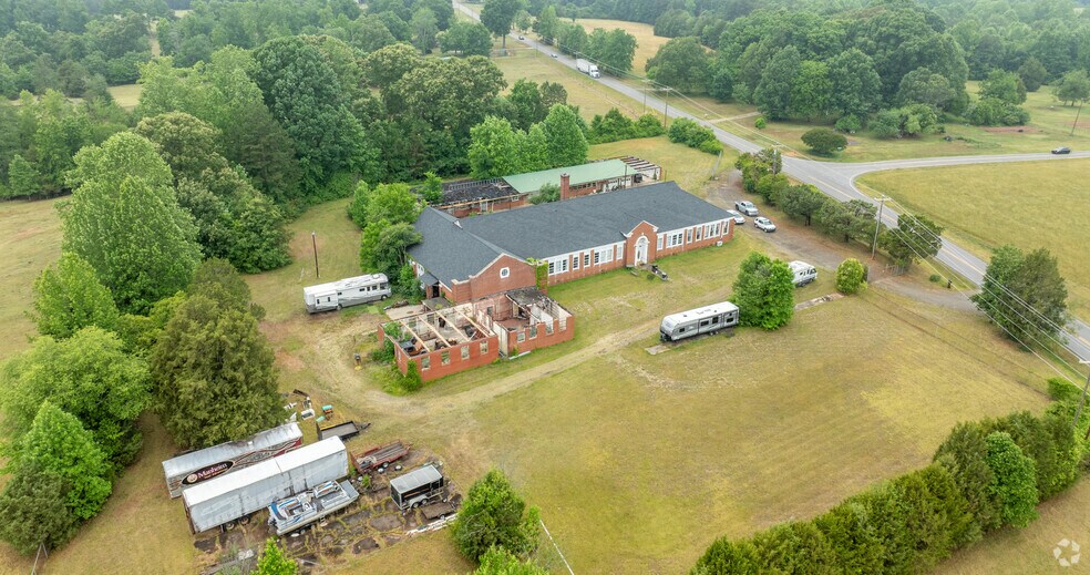 More Photos Of 1318 Ostwalt Amity Rd, Cleveland Schools For Sale