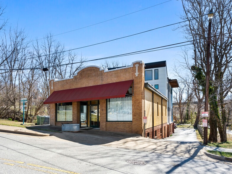 Primary Photo Of 8 Magnolia Ave, Asheville Office For Lease